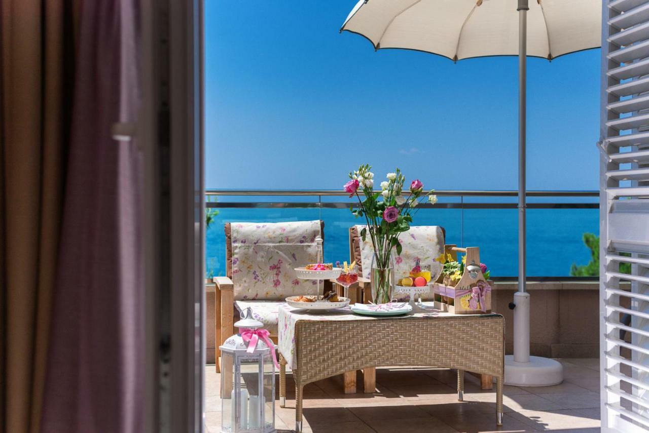 Hotel Maritimo ماكارسكا المظهر الخارجي الصورة
