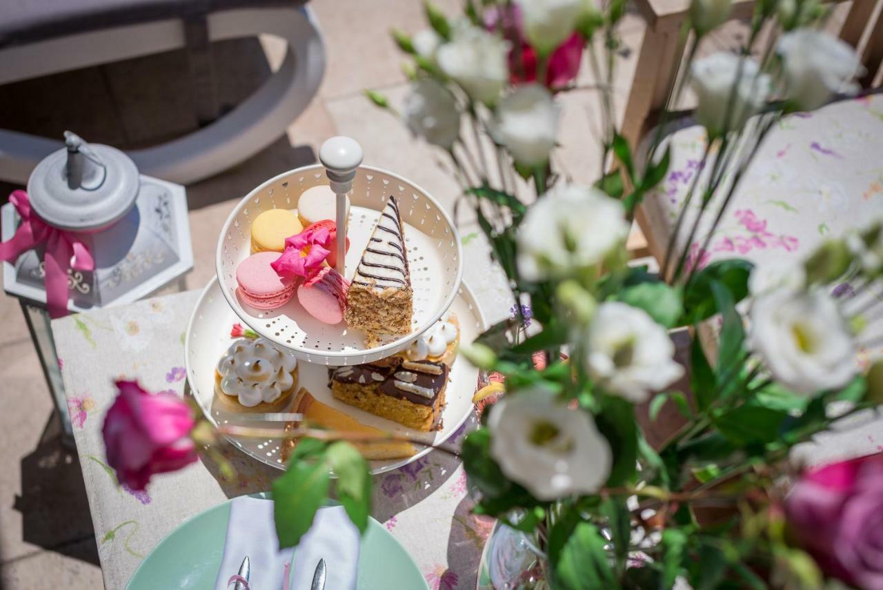 Hotel Maritimo ماكارسكا المظهر الخارجي الصورة