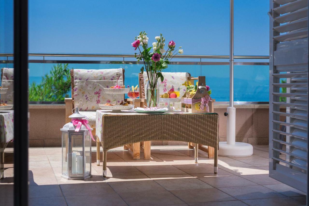Hotel Maritimo ماكارسكا المظهر الخارجي الصورة